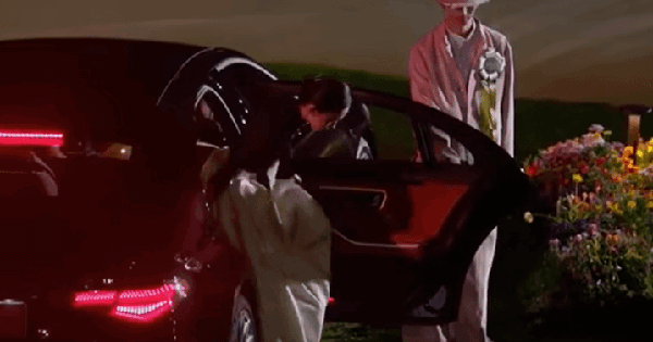 Đẹp như mỹ nhân này thì nhìn cả showbiz bằng nửa con mắt: Visual đẹp sang kịch trần, bẻ cong mọi tiêu chuẩn avatar1761230794569 1761230795039474406022 16 0 393 721 crop 17612311716341452481010gifpng