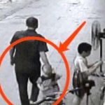 Bị kẻ buôn người kéo đi, đứa bé hoảng hốt nói 2 từ, ai ngờ thoát ngoạn mục! avatar1761235292296 17612352927431978771694jpg