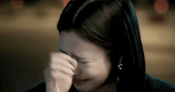 Việt Nam mới có 1 nữ hoàng nước mắt đẹp đến nghẹt thở: Mọi cảnh khóc đều là kiệt tác, ai mà nỡ làm cô ấy buồn avatar1761283191911 17612831922161072183196 26 0 563 1025 crop 17612833386251057098410gifpng