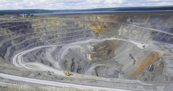 Khoan sâu 300 mét, phát hiện 20 triệu tấn 'vàng của thế kỷ 21' sau 4 năm khảo sát: Nền kinh tế 19 nghìn tỷ USD vốn phụ thuộc vào Trung Quốc lập tức ngỏ ý muốn khai thác avatar1761700828121 17617008286151833995001 0 330 830 1658 crop 17617008483811927114477png