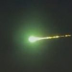 "Quả cầu lửa” phát ánh sáng xanh rực rỡ lướt qua bầu trời thủ đô Nga avatar1761731255790 1761731256187575329885 0 58 315 562 crop 1761731278255591962487jpeg