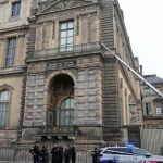 Thông tin sốc về những tên cướp bảo tàng Louvre vừa bị bắt avatar1762145615823 1762145616565978434073jpg