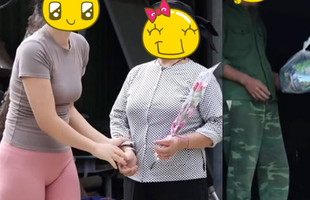 Hình ảnh cô gái mặc quần tập gym bó sát đi từ thiện gây tranh cãi avatar1762420875599 1762420876327127404859 54 0 315 417 crop 17624209662801124951388png