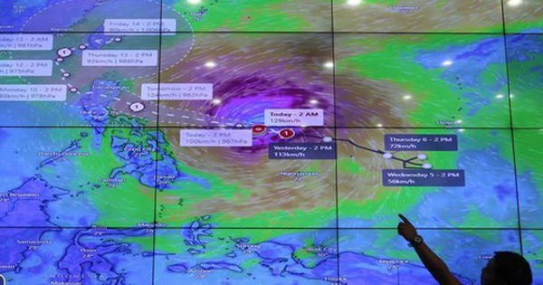 "Quái vật" Fung Wong (Phượng hoàng) có thể "vẽ lại bờ biển Philippines"? avatar1762596345005 17625963457512127706565 0 59 315 562 crop 17625963670152072923505jpg