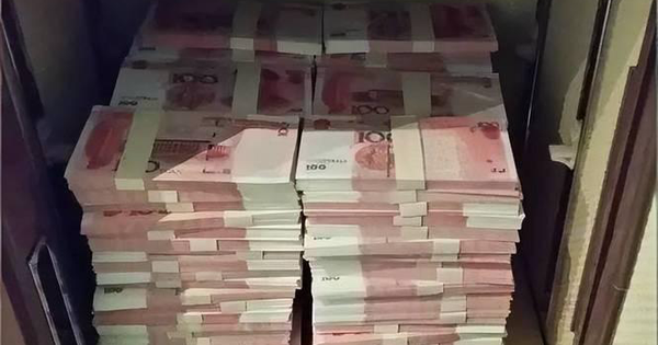 Tối bỏ hơn 264 triệu đồng tiền mặt vào két sắt, sáng hôm sau đã “bay mất” 36 triệu: Cảnh sát kiểm tra camera, vạch trần "chiêu trò" của kẻ trộm avatar1762875430060 1762875430570620569934 43 0 459 665 crop 1762875462129376296333png