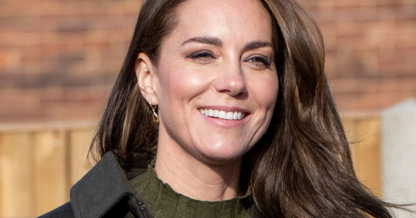 Kate nói về sự vô thường trong cuộc đời: "Hãy học cách buông bỏ những điều không còn cần thiết" avatar1763310718096 17633107185861159553896 0 54 419 724 crop 17633107331461236410294jpg