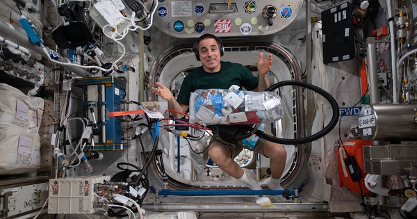 Chất thải của các phi hành gia được xử lý ra sao trên Trạm vũ trụ quốc tế: Hành trình khép kín của nước, rác và những điều không ai nghĩ tới avatar1763463308023 17634633090121161493852jpg