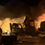 Tai nạn liên hoàn nghiêm trọng tại Hàn Quốc, xe tải 5 tấn bị thiêu rụi trong vài phút avatar1763470786185 1763470789681371819298png