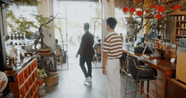 Cây hài mới nổi gánh cả phim Việt giờ vàng: Nhìn mặt đã thấy buồn cười, thở câu nào viral câu đó avatar1763649661765 1763649662767820326122 54 26 367 624 crop 1763649753505505884662gifpng