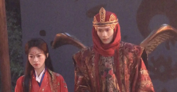 Cả đời chưa thấy mỹ nhân cổ trang nào xấu cỡ này: Mặc váy cưới mà như hóa cương thi, 360 độ toàn góc chết avatar1763812842774 1763812844013695461160png