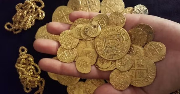 Đào hồ bơi ở vườn, người đàn ông phát hiện kho báu vàng trị giá 21 tỷ đồng: Chính quyền lập tức vào cuộc avatar1763968993327 17639689936952096794129jpg