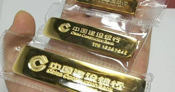 Chủ tiệm vàng vứt nhầm túi nilon chứa hơn 13 lượng vàng, 20 cảnh sát lục tung 5 tấn rác để tìm lại avatar1763993796087 17639937966791170007876 138 0 636 796 crop 17639938141601023377483png