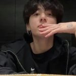Jungkook thu hút 6,4 triệu lượt xem với món "Mì Ý sốt đậu nành Uni" avatar1764143127823 1764143129910231597790 0 0 319 610 crop 17641431799621321656340jpeg