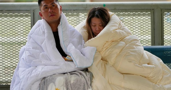 “Không còn gì cả”: Người dân Hong Kong (Trung Quốc) khốn khổ vì hỏa hoạn, hàng ngàn người lâm vào cảnh màn trời chiếu đất avatar1764239052744 17642390531451242748738 0 0 1000 1600 crop 17642390797911459405347jpg