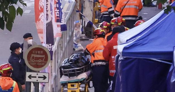 Thảm hoạ cháy 8 toà chung cư ở Hong Kong (Trung Quốc) sang ngày thứ 3: Số người chết tăng lên 94, lực lượng cứu hoả phá cửa từng căn hộ avatar1764291487062 1764291487581556589898 0 0 581 1110 crop 17642915110252087521365png