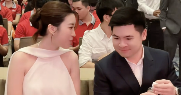 Sự kỳ lạ của Đỗ Mỹ Linh avatar1764377127084 176437712750740011614 0 0 957 1827 crop 17643772192201902953000png