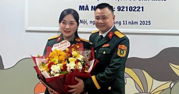 NSND Tự Long thành tiến sĩ đầu tiên của Nhà hát Chèo Quân đội avatar1764468823901 1764468824283660187727 257 124 632 841 crop 17644688811251544577714jpg