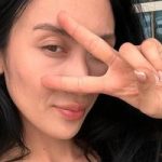 Hết trend giật khóa áo, hot girl lại định tạo trend bừa bãi làm fan ngán ngẩm avatar1764943259880 17649432602172071428639jpeg