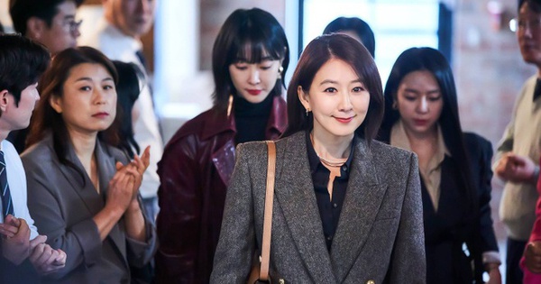 Mỹ nhân đổi đời nhờ 19 tuổi mà nhìn như U60: Càng đóng phim càng trẻ, body bén đứt tay avatar1764994467065 1764994467774830593626jpg