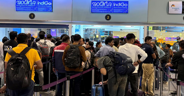 Ngành hàng không Ấn Độ hỗn loạn, 1.000 chuyến bay bị huỷ chỉ trong vài ngày: Điều gì khiến hàng nghìn hành khách mắc ket? avatar1765006106372 1765006106959737919474png