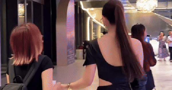 Mỗi lần nhìn mỹ nhân Việt này là một lần rửa mắt: Vừa đẹp vừa sang lại còn trẻ, đố tìm nổi góc chết avatar1765016627024 17650166276331006439672 0 0 253 483 crop 17650167204951448987171gifpng