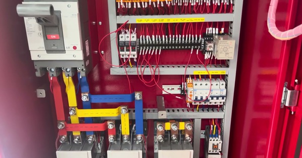 Người đàn ông nhận được hóa đơn 74 triệu đồng tiền điện chỉ trong 1 tháng: Thợ điện cắt thử 3 sợi dây, phát hiện điều không ngờ suốt 6 năm qua avatar1765127116337 17651271165701297698528jpg