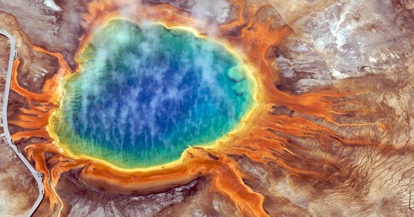 Núi lửa quái vật ở Mỹ “đánh thức” sự sống dưới lòng đất avatar1765178269043 176517826935639374838jpg