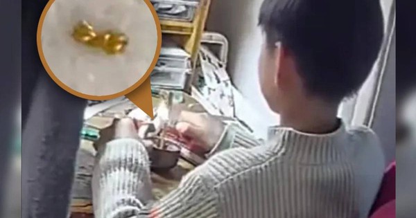 Bé trai 8 tuổi cắt vụn dây chuyền vàng của mẹ đem tặng bạn cùng lớp, bố mẹ sốc khi xem lại camera avatar1765192001589 17651920022462022301868jpg