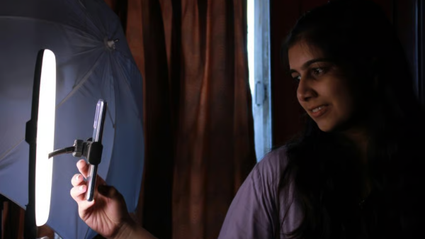 Nữ KOL Ấn Độ báo cảnh sát vì chồng yêu cầu làm việc nhà thay vì được livestream avvxseglq5h7ouxd1hslhdryygrdldny kmlipng