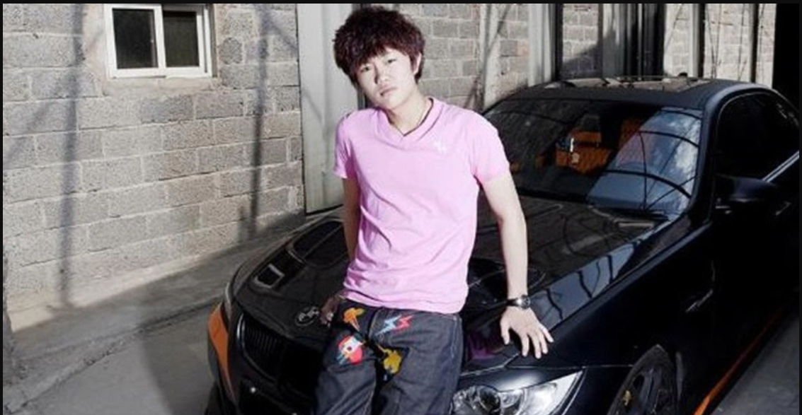 Quý tử sao Cbiz gây choáng vì đánh giáo viên, ở tù 10 năm vì tội tình dục- Ảnh 5. Quý tử sao Cbiz gây choáng vì đánh giáo viên, ở tù 10 năm vì tội tình dục- Ảnh 5.