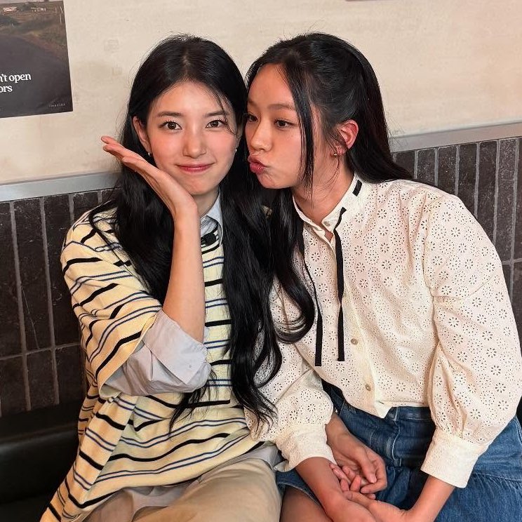 Hyeri bị nghi là ăn trộm lẻn vào nhà Suzy- Ảnh 2. Hyeri bị nghi là ăn trộm lẻn vào nhà Suzy- Ảnh 2.