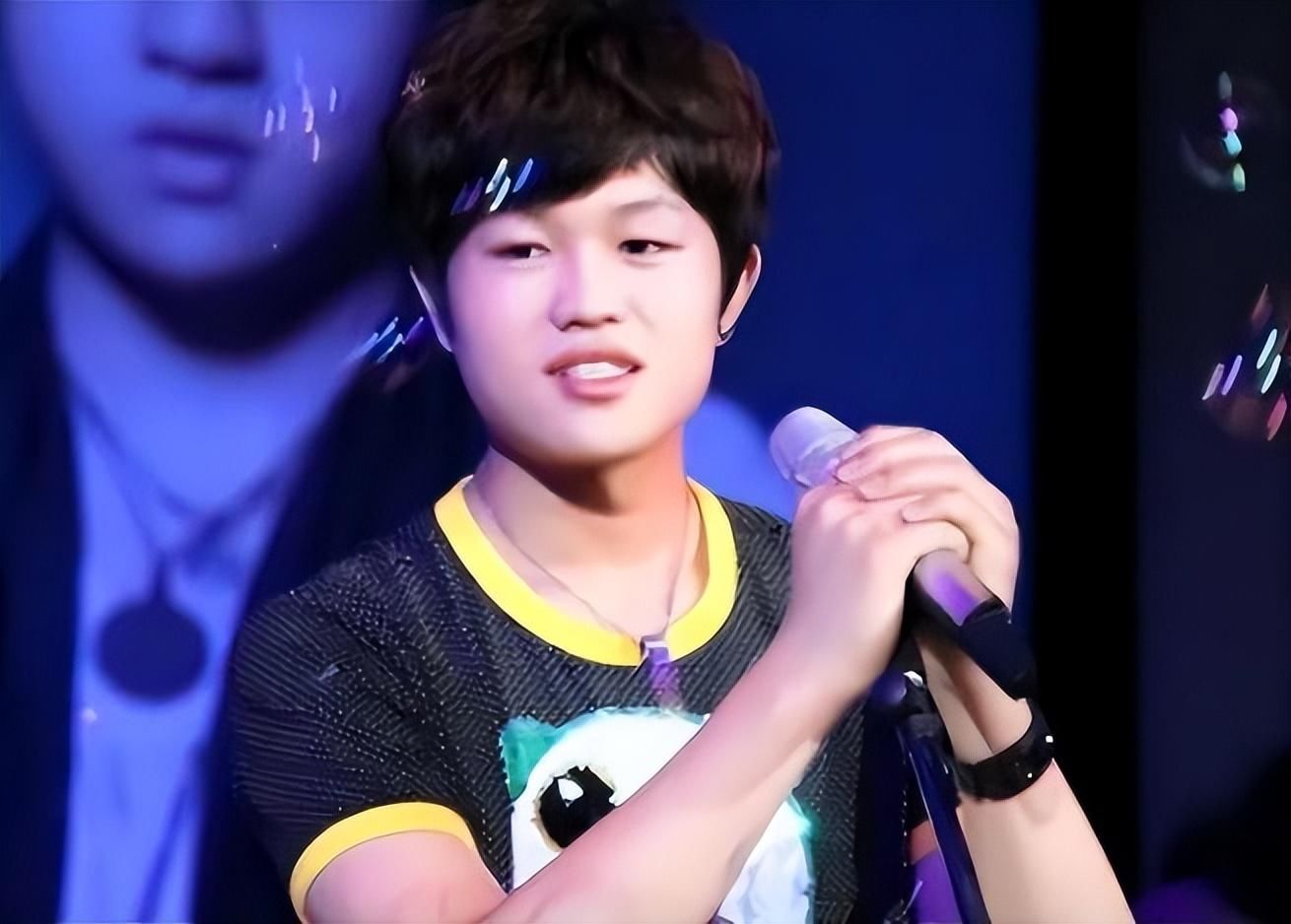 Quý tử sao Cbiz gây choáng vì đánh giáo viên, ở tù 10 năm vì tội tình dục- Ảnh 4. Quý tử sao Cbiz gây choáng vì đánh giáo viên, ở tù 10 năm vì tội tình dục- Ảnh 4.