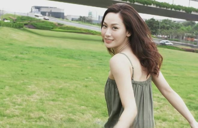 1 Hoa hậu đột ngột “bốc hơi” khỏi showbiz suốt 6 năm, đồng nghiệp phát hoảng tìm kiếm tới giờ vẫn không ra!- Ảnh 3.