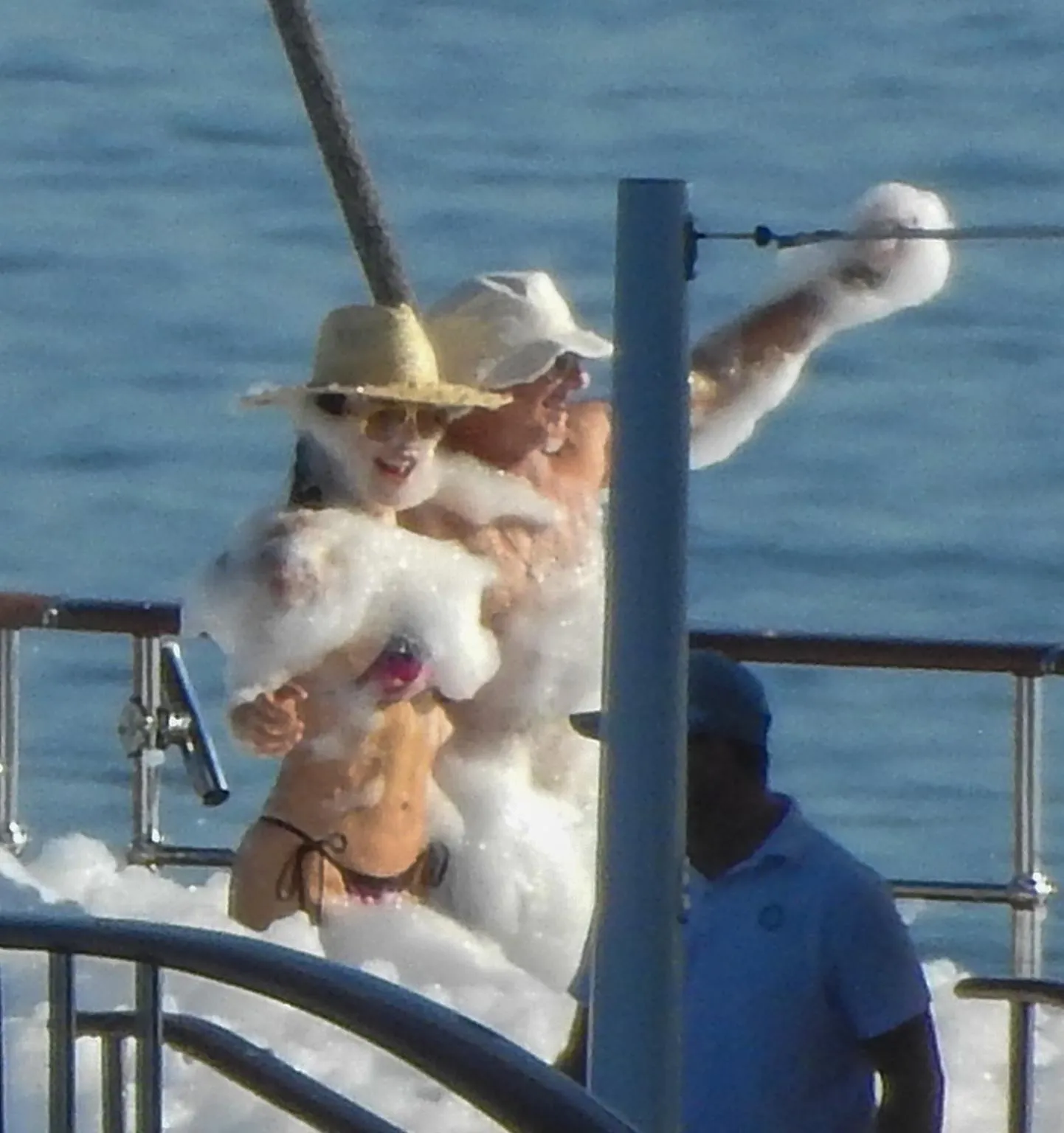 Cơn ác mộng của tỷ phú Jeff Bezos ngay trước ngày cưới- Ảnh 4. Cơn ác mộng của tỷ phú Jeff Bezos ngay trước ngày cưới- Ảnh 4.