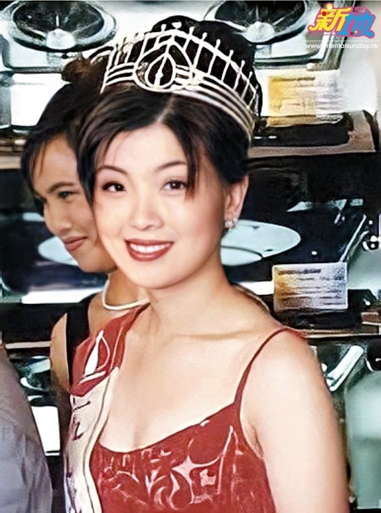 Á hậu bị chồng đại gia cầm dao đe dọa, phải nhẫn nhục quỳ gối xin tha- Ảnh 5.