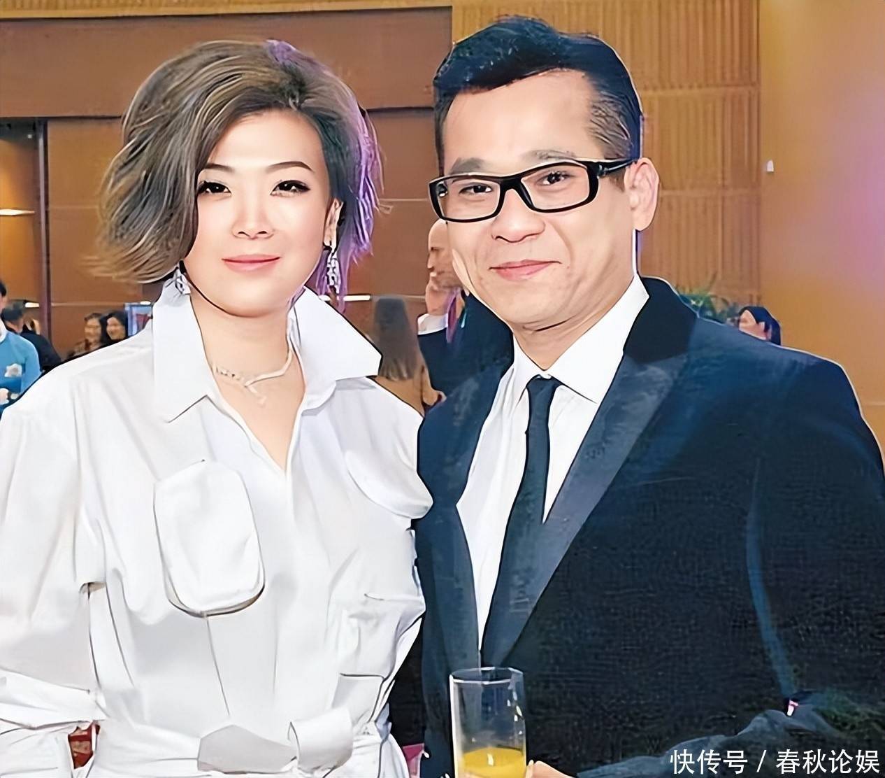 Á hậu bị chồng đại gia cầm dao đe dọa, phải nhẫn nhục quỳ gối xin tha- Ảnh 2.