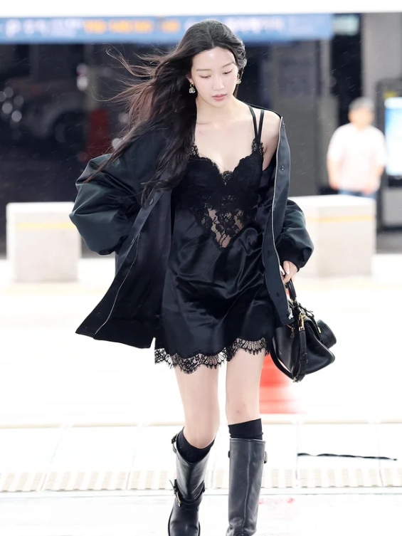 “Công chúa” Jang Won Young đẹp đến từng milimet, ăn đứt “mỹ nhân đỉnh nhất Kbiz” ở điểm này- Ảnh 5. “Công chúa” Jang Won Young đẹp đến từng milimet, ăn đứt “mỹ nhân đỉnh nhất Kbiz” ở điểm này- Ảnh 5.