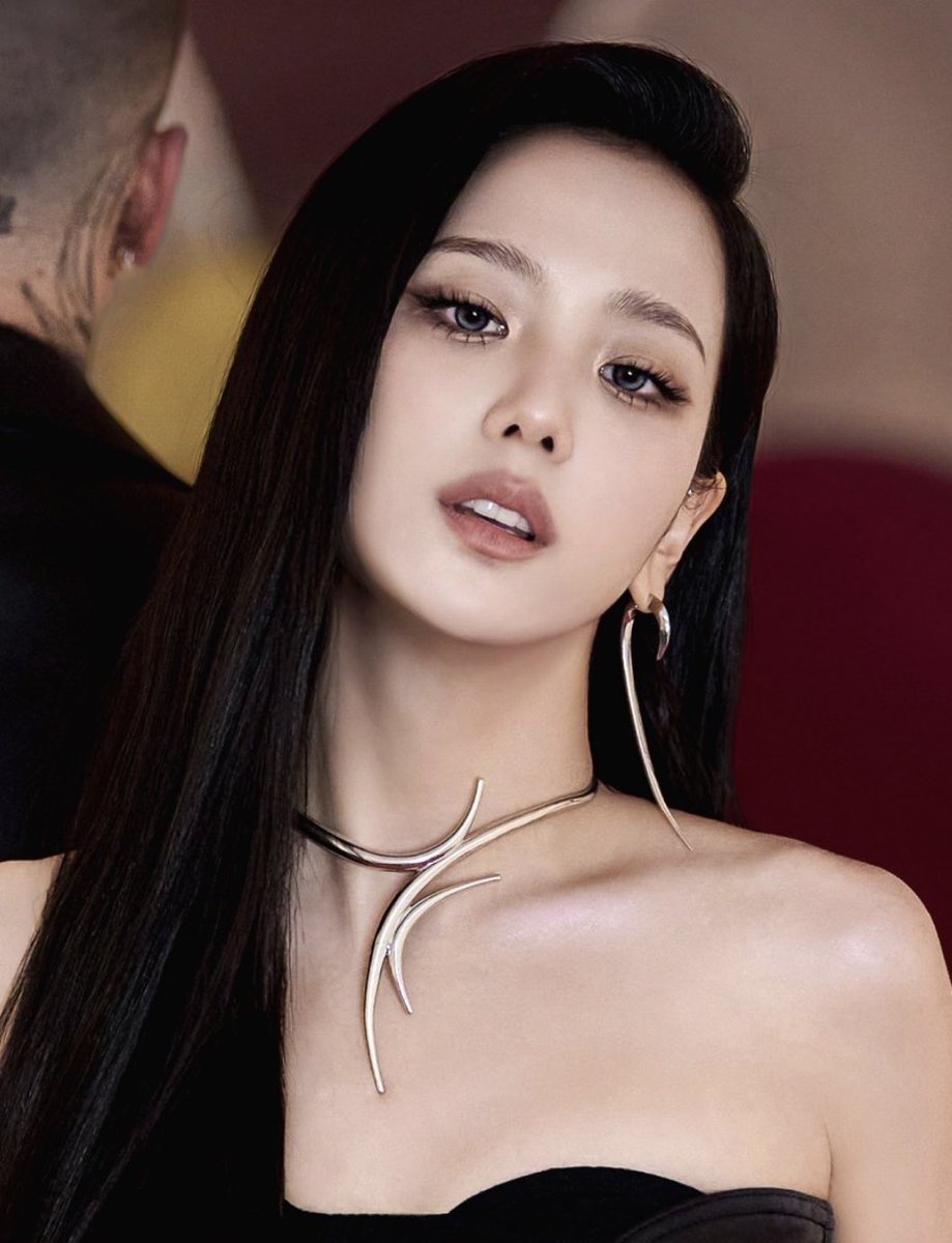 Top 10 mỹ nhân đẹp nhất Kbiz: BLACKPINK trượt gần hết!- Ảnh 5. Top 10 mỹ nhân đẹp nhất Kbiz: BLACKPINK trượt gần hết!- Ảnh 5.