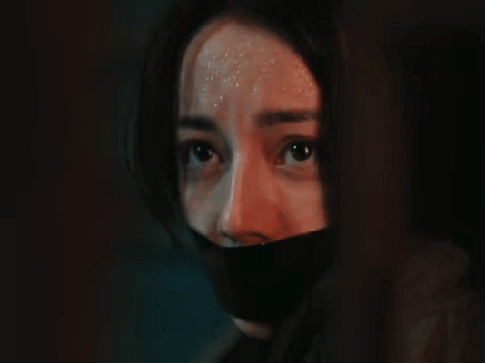 Phim mới chiếu 11 phút đã chiếm top 1 rating cả nước, nữ chính đẹp tới nỗi khiến cả showbiz phải cúi mình- Ảnh 3.