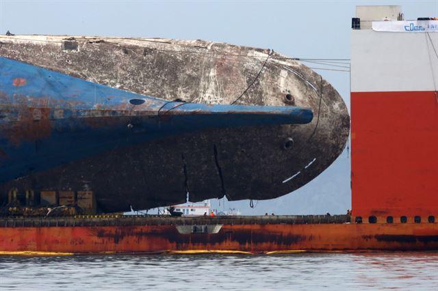 11 năm sau thảm kịch chìm phà Sewol: 304 sinh mạng mãi ra đi và những vết cắt đau đớn không thể nguôi ngoai- Ảnh 3.