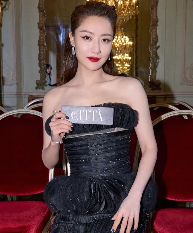 Nhan sắc gây tiếc nuối của mỹ nhân đẹp nhất Bắc Kinh- Ảnh 2.