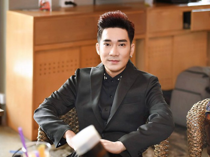 Sao nam Vbiz mua nhà 140 cây vàng từ 20 năm trước: BĐS trải khắp từ Bắc vào Nam, hiện tại vẫn lẻ bóng- Ảnh 7. Sao nam Vbiz mua nhà 140 cây vàng từ 20 năm trước: BĐS trải khắp từ Bắc vào Nam, hiện tại vẫn lẻ bóng- Ảnh 7.