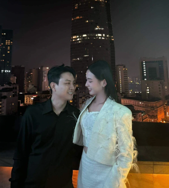 Clindy Lư vừa bóng gió người cũ có