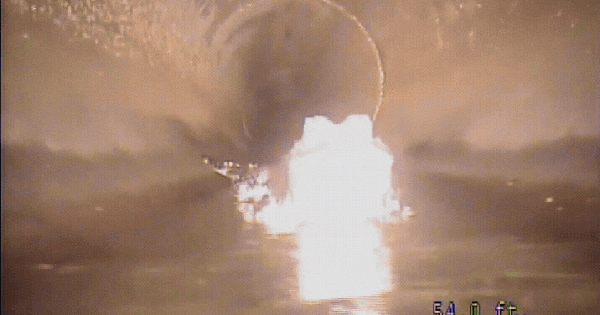 Kiểm tra ống cống thành phố, công nhân phát hiện cảnh tượng rùng rợn chưa từng có 30 Kiểm tra ống cống thành phố, công nhân phát hiện cảnh tượng rùng rợn chưa từng có ban sao cua ban sao cua gia toc giau nhat the gioi 5 17367418416911761425345 73 0 599 842 crop 17367418699032053862120 1736749666230808158509gifpng