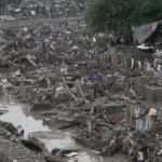 Bão Kalmaegi đổ bộ vào Philippines lần thứ 7, khung cảnh khắp nơi như "ngày tận thế" ban sao cua gia toc giau nhat the gioi 34 17623308523701951181854gifpng