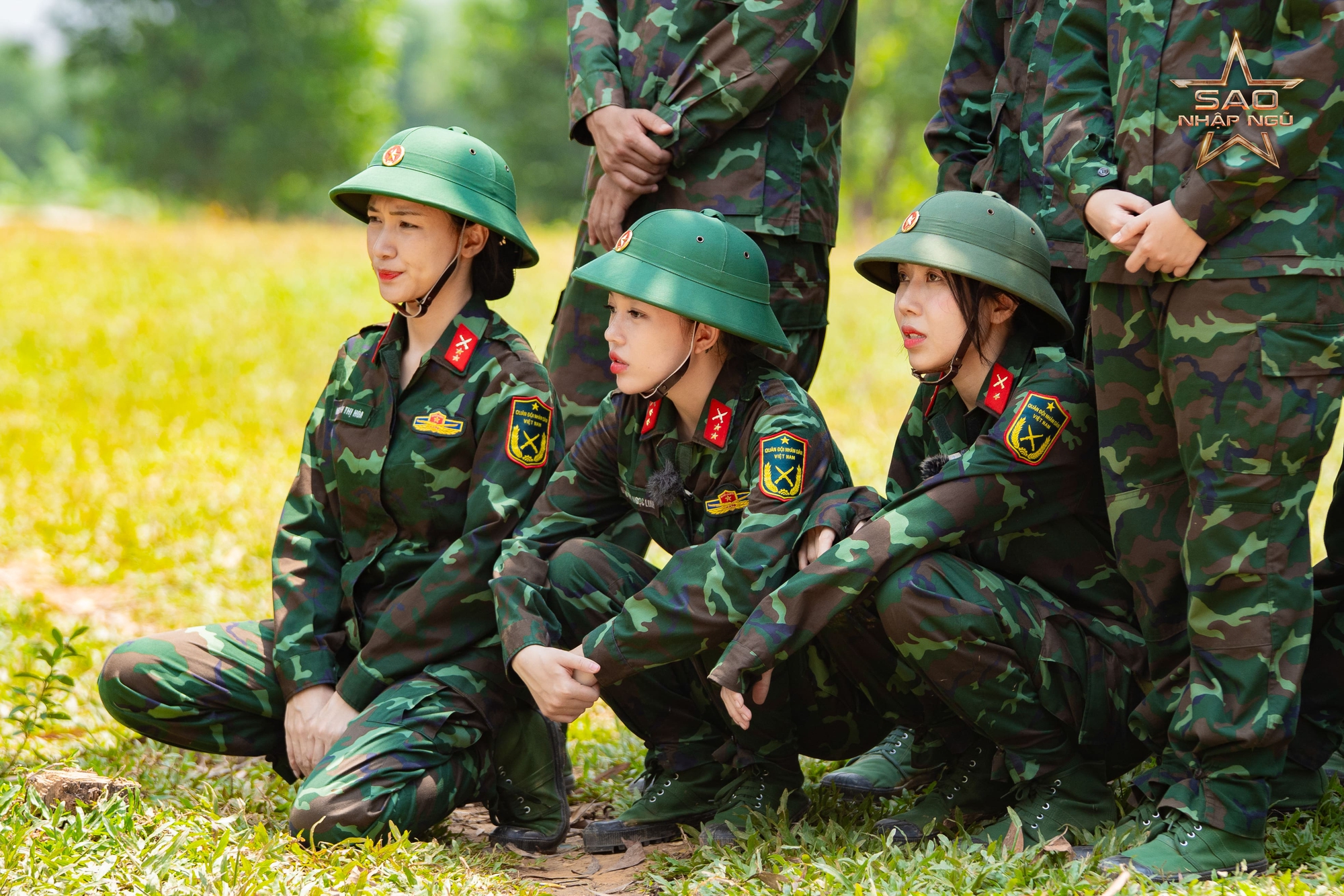 Hòa Minzy chấn thương nặng, phải nằm cáng sau màn đối đầu với Thiên Ân- Ảnh 2.