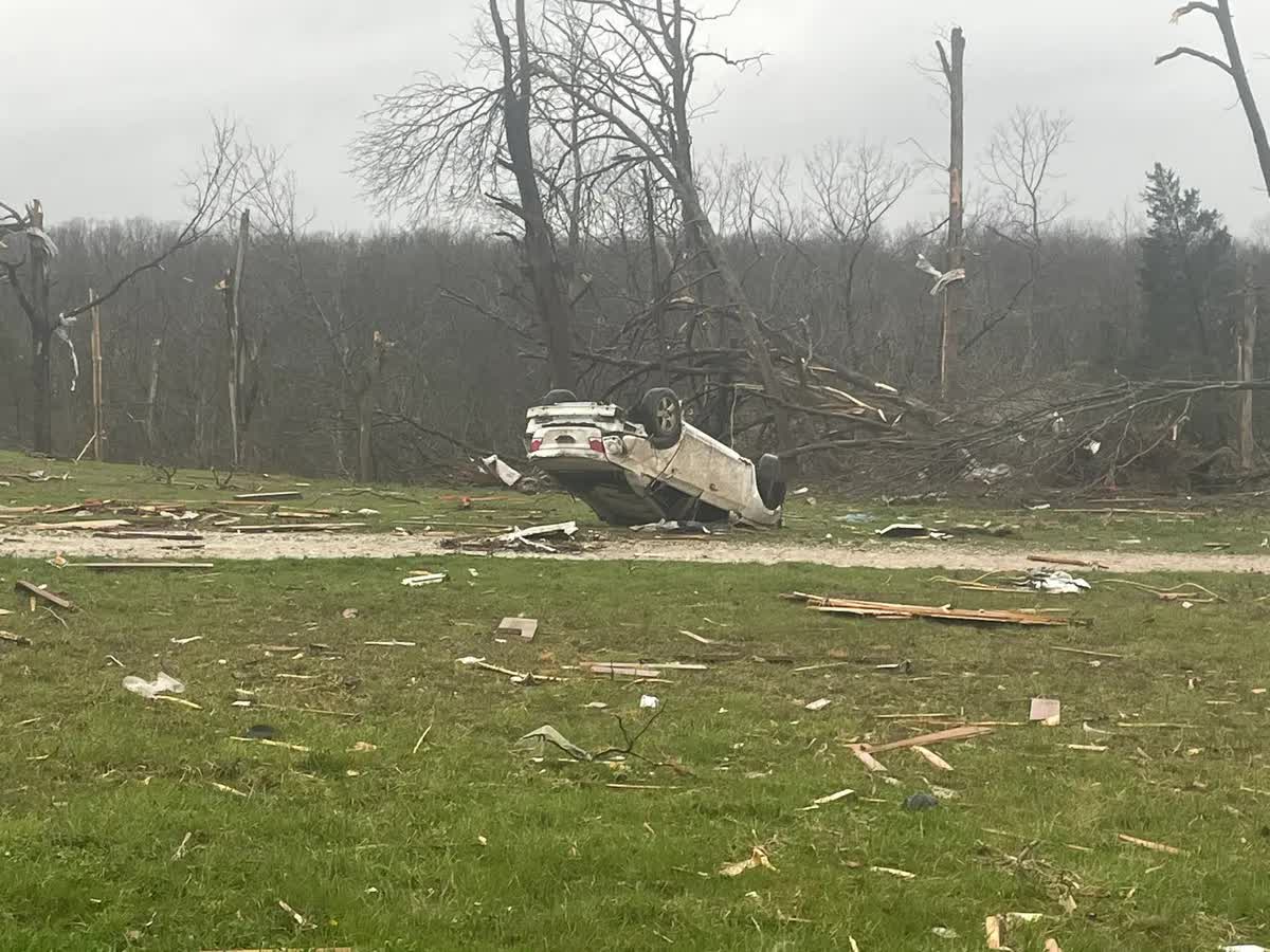 37 triệu người Mỹ hứng bão và lốc xoáy ‘trăm năm một lần’- Ảnh 2.