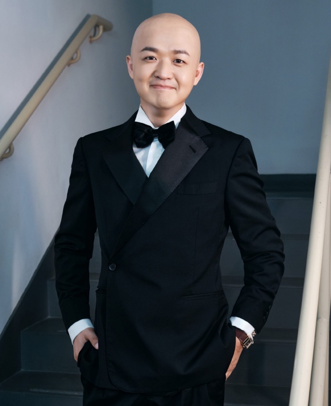 Dân tình đòi sao nam này giải nghệ ngay lập tức: Đã xấu còn diễn dở tệ, ê chề vì lỗ nặng 1000 tỷ- Ảnh 1. Dân tình đòi sao nam này giải nghệ ngay lập tức: Đã xấu còn diễn dở tệ, ê chề vì lỗ nặng 1000 tỷ- Ảnh 1.