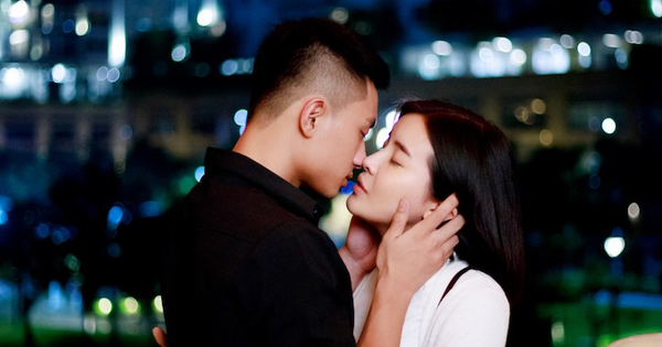 Cặp đôi Việt lộ clip ôm ấp thân mật gây bão MXH, bảo sao bị đồn phim giả tình thật suốt 7 năm 30 Cặp đôi Việt lộ clip ôm ấp thân mật gây bão MXH, bảo sao bị đồn phim giả tình thật suốt 7 năm bao huy minh ngoc5 1541942356071 17470270537781754778889 346 0 723 720 crop 1747027073578295855662png