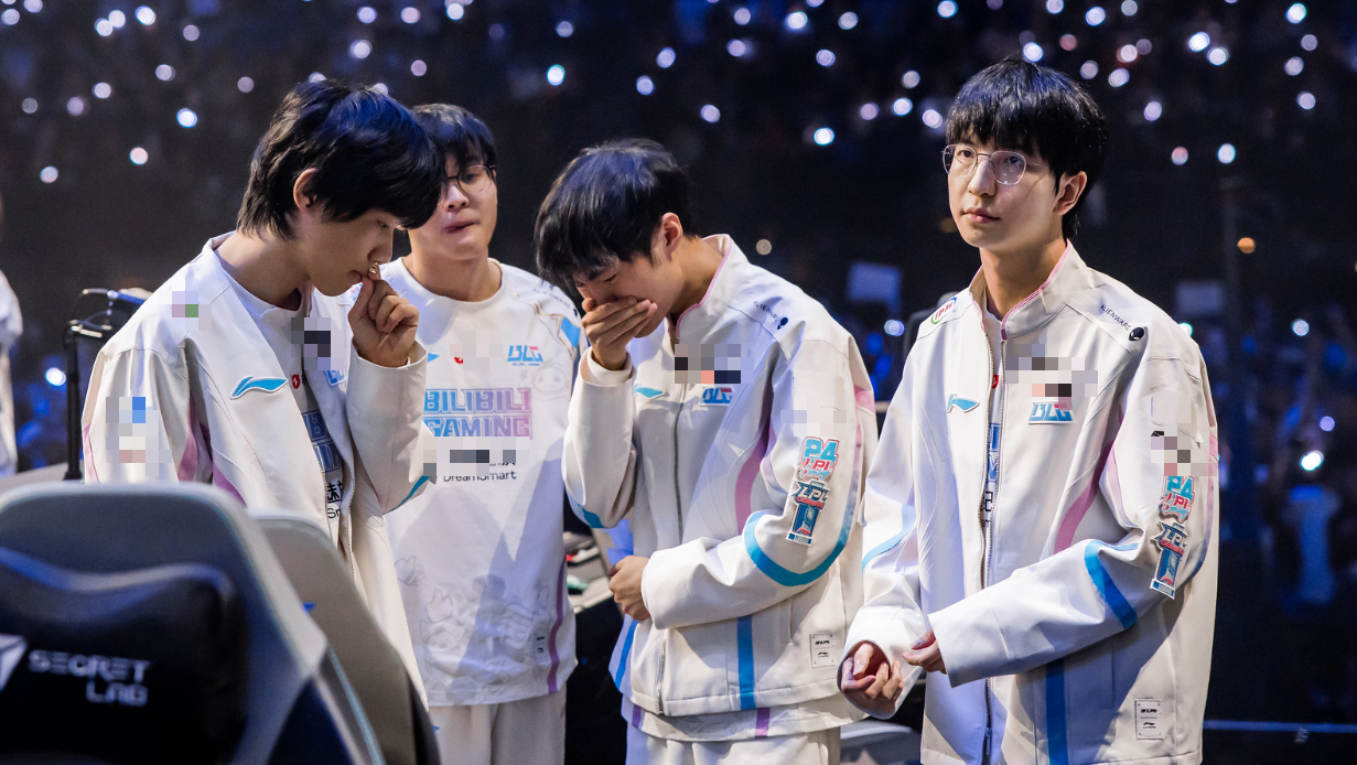 Phía LPL gửi lời cảm ơn sâu sắc tới T1 vì đã vô địch CKTG 2024, ngẫm lại thì Phía LPL gửi lời cảm ơn sâu sắc tới T1 vì đã vô địch CKTG 2024, ngẫm lại thì